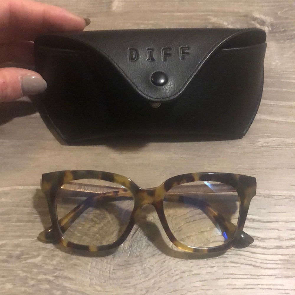 Barely worn-Diff eyewear-Bella XS blue light glasses